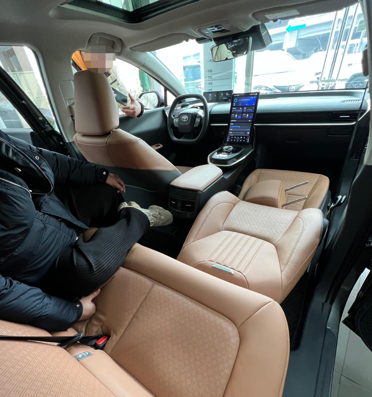 日本丰田固态电池新能源车,日本丰田固态电池研发成功