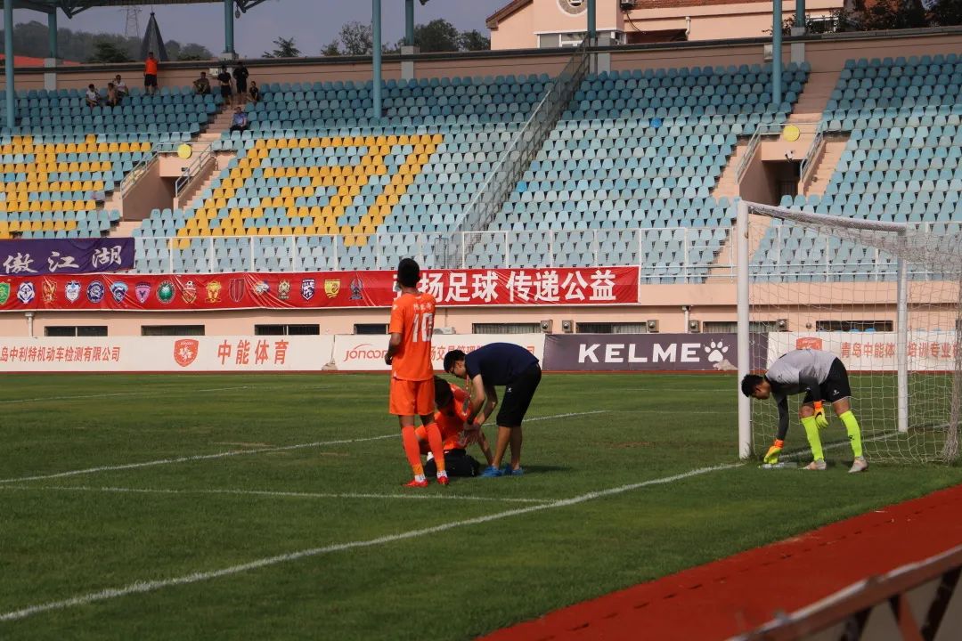 幕后英雄志医疗保障团队：针灸、按摩样样精通队员健康的守护神