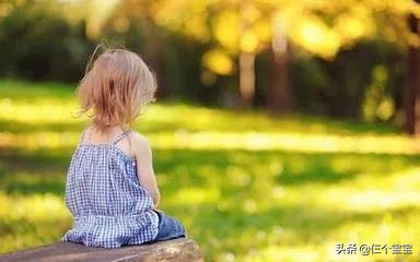 小孩不愿意和别的小朋友玩怎么办,小朋友不愿意跟自家孩子玩怎么办