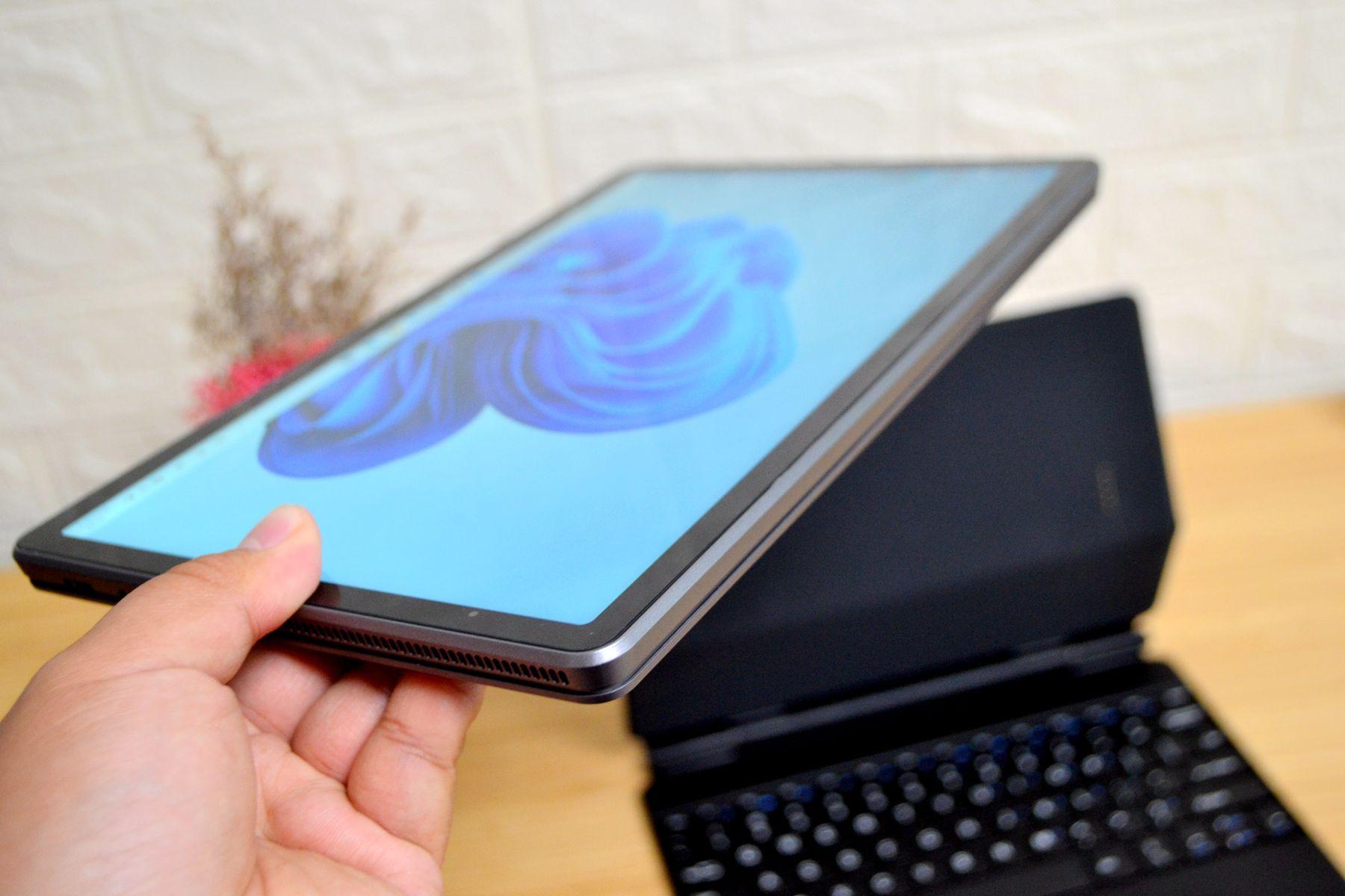 笔记本好还是平板笔记本二合一好,平板笔记本二合一和笔记本的区别