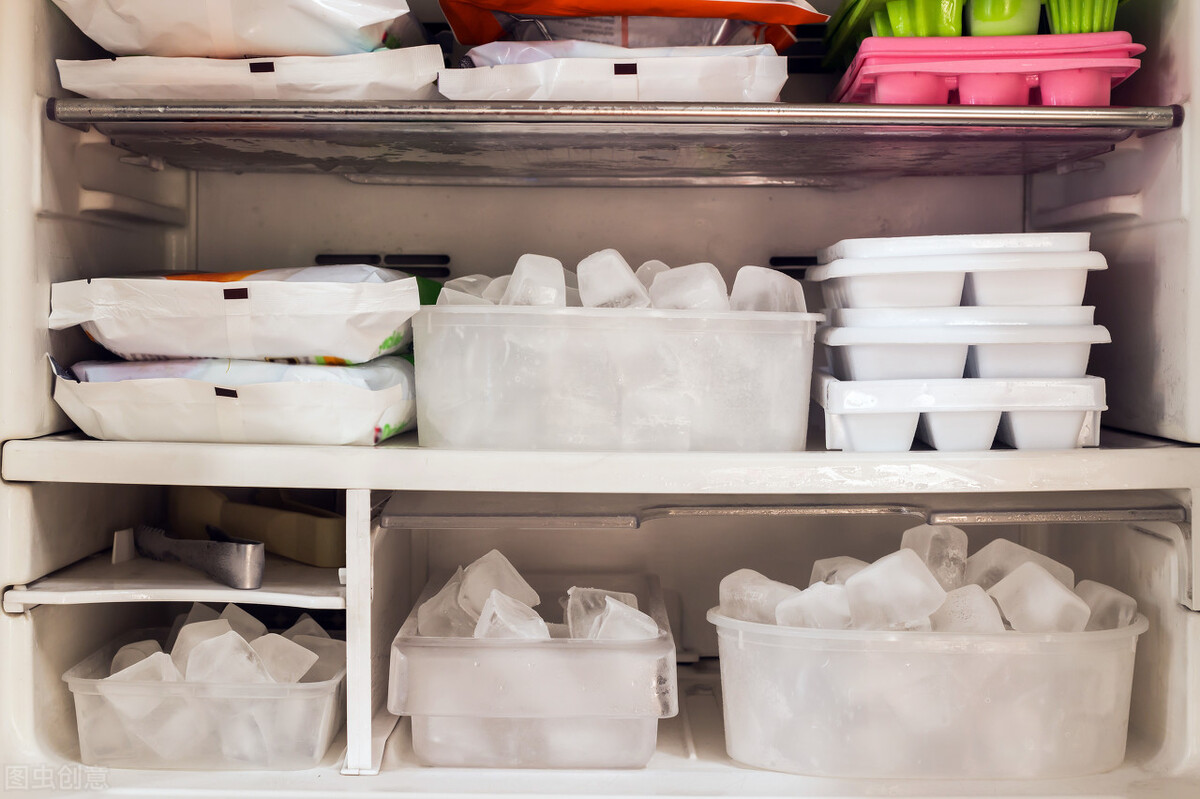 为什么冰箱一天才一度电这么省电,冰箱一直开着会不会很费电