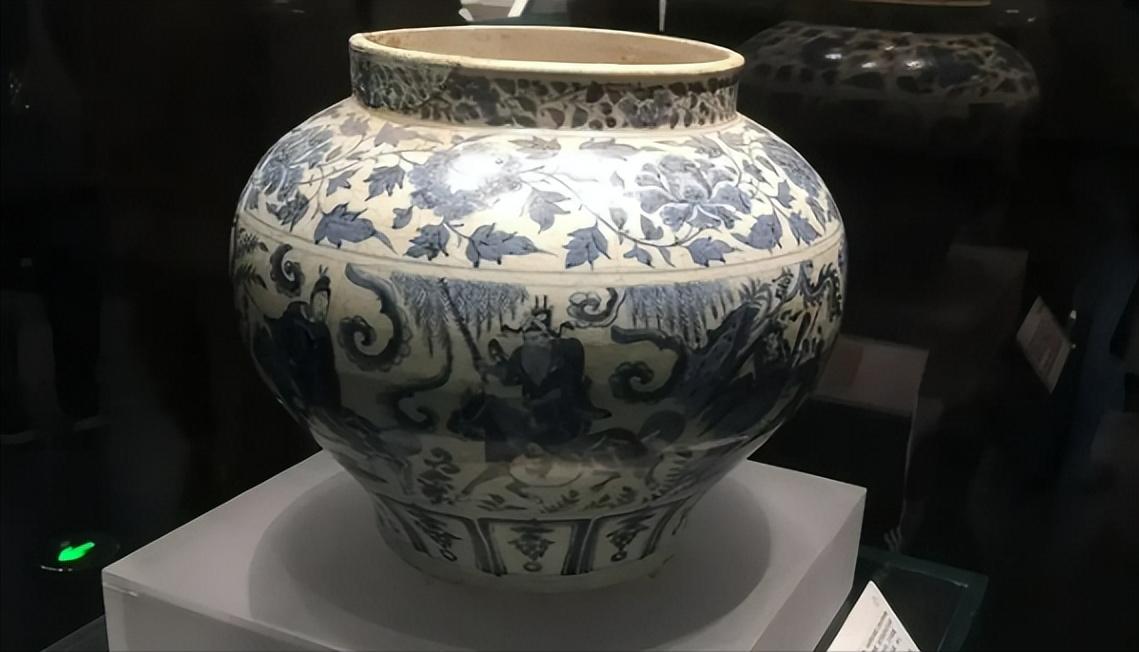 1980年广西民工挖到骨灰罐,广西骨灰罐