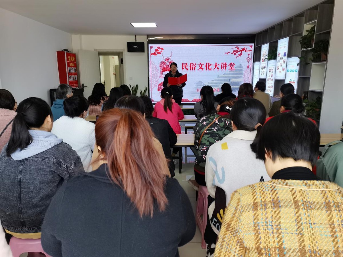 巾帼英姿展风采铿锵玫瑰别样红——合阳县城关街道南苑社区开展“三八”妇女节主题活动