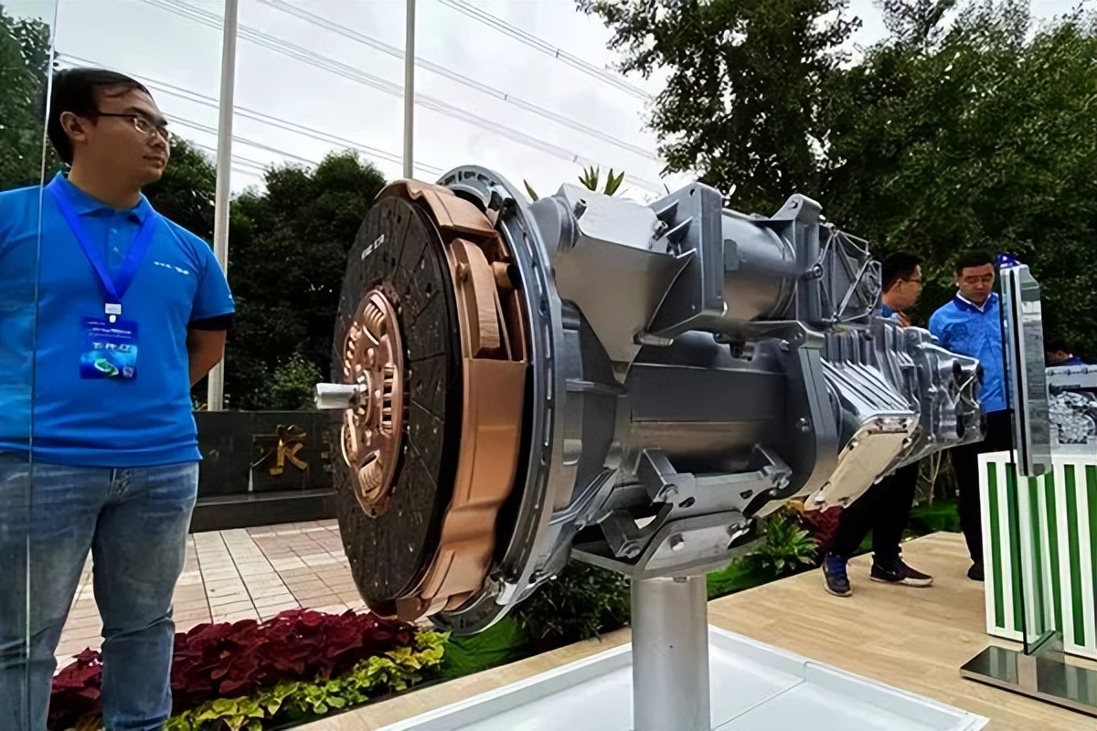 开启双驱动模式，法士特一路行稳致远|卡车之友网