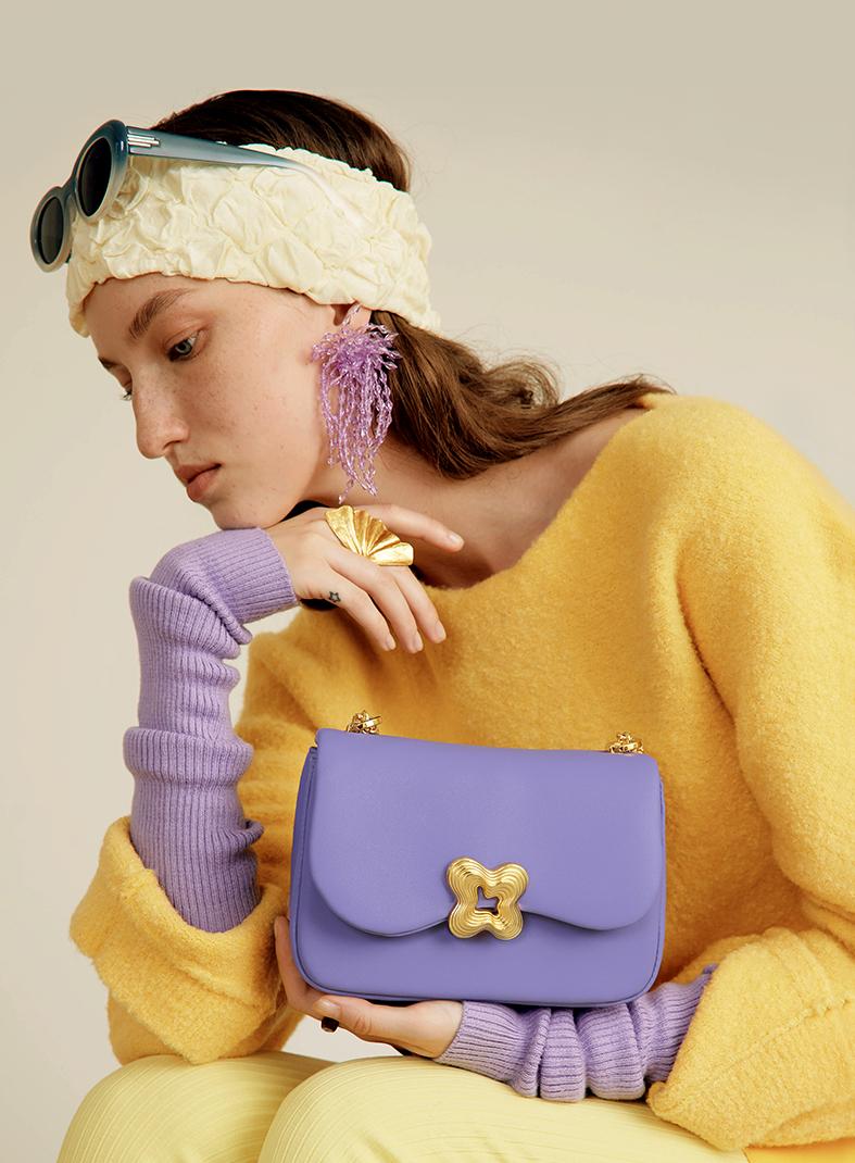 40到50岁女人适合背什么包包,40岁女性背什么牌子的包包