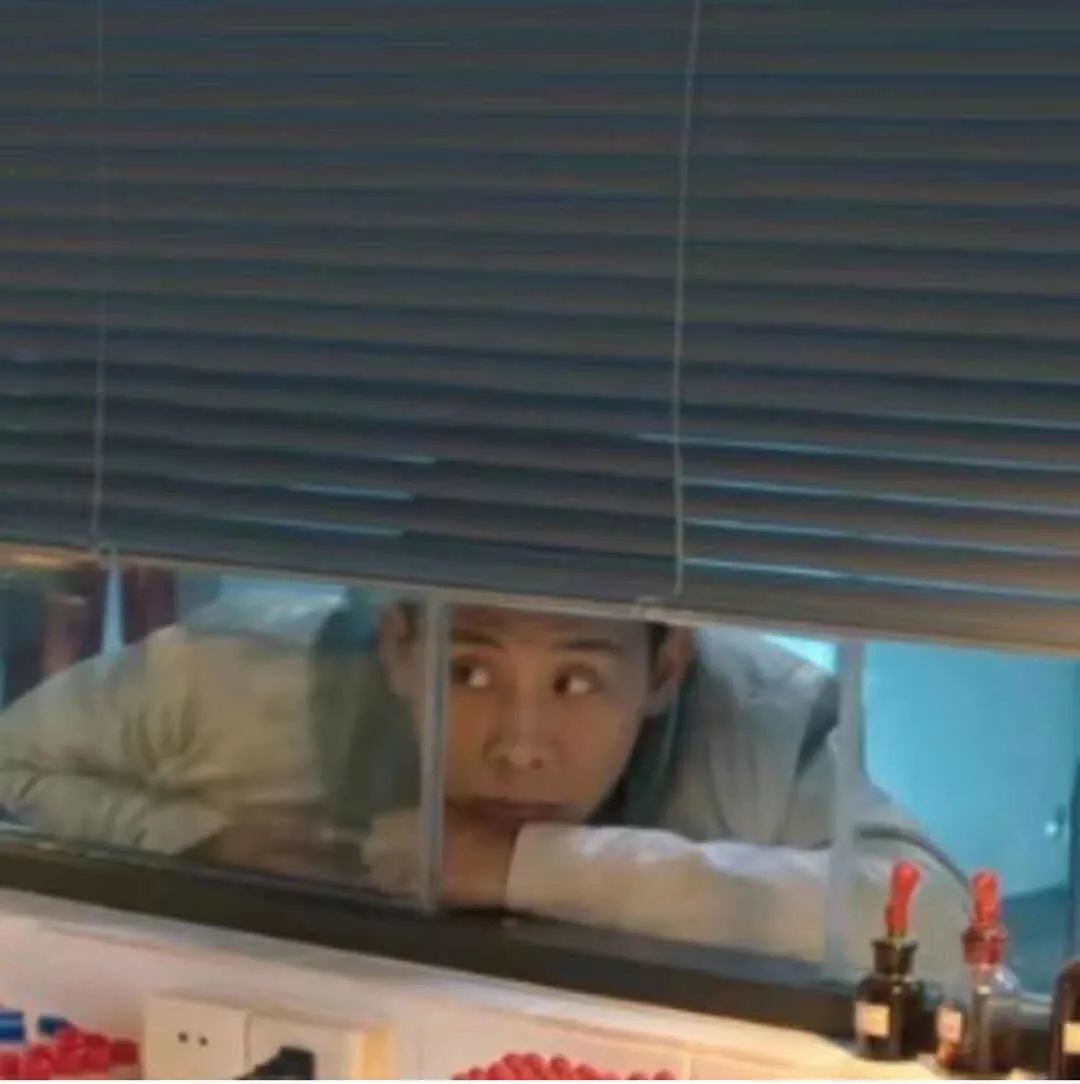 狂飙高启强头像,狂飙高启强干嚼咖啡片段