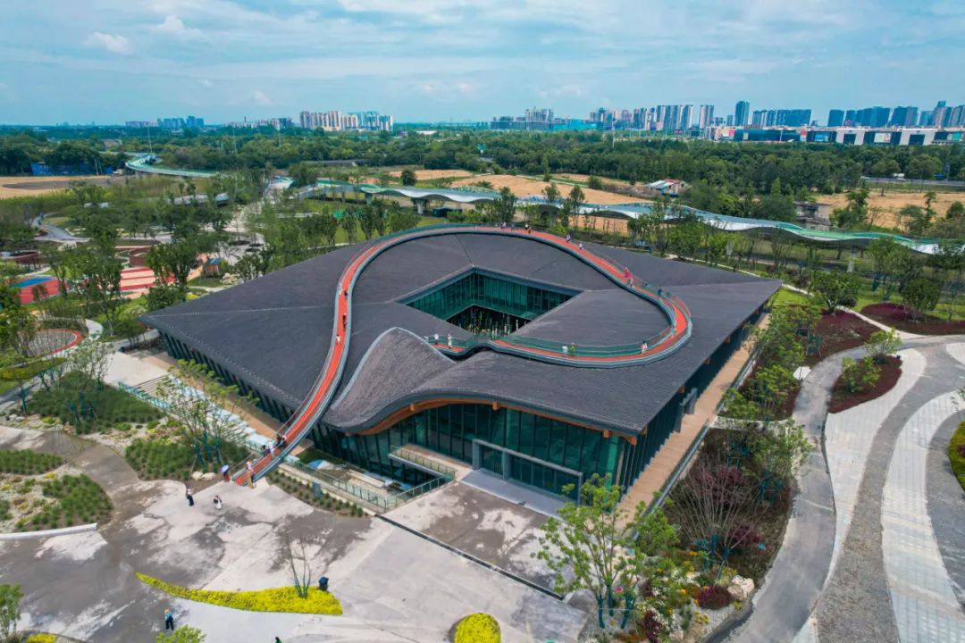 成都有哪些好玩的网红打卡地,成都网红打卡地最新旅游景点