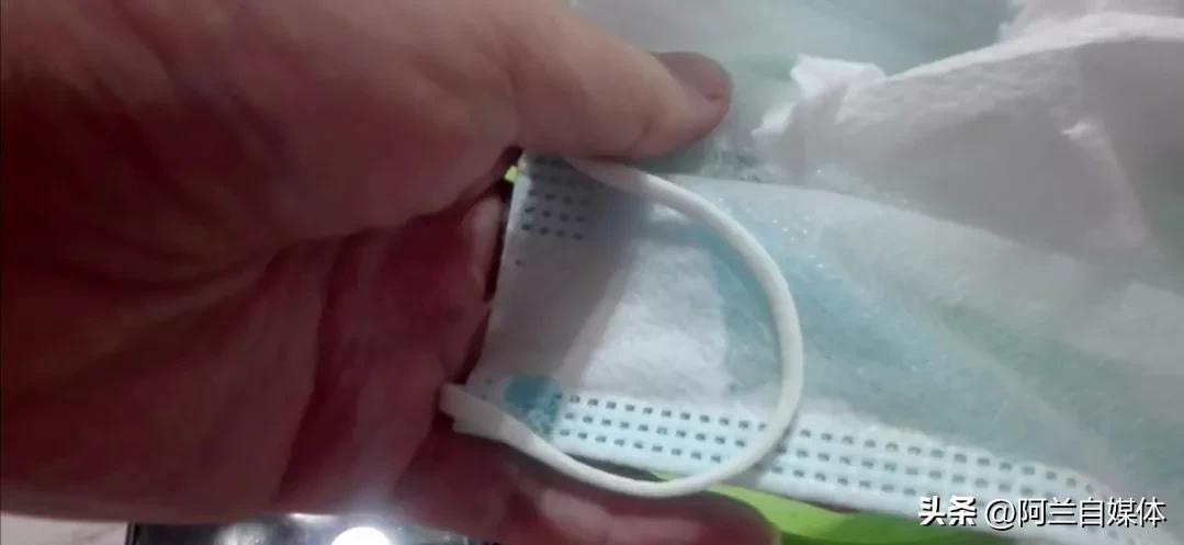 手机屏幕最正确的清洁方法,手机屏幕脏了怎么擦才正确