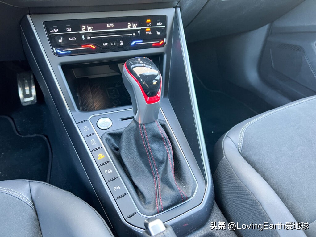 福特和大众polo哪款好,22款大众pologti