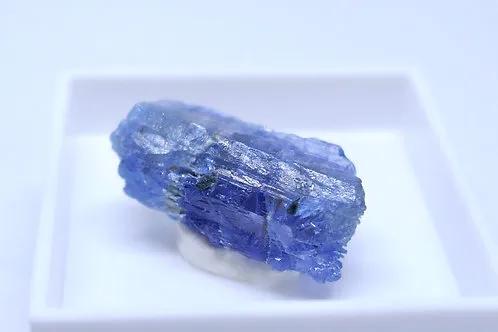 世界上最稀有的十大石头,世界上最有价值的22种石头