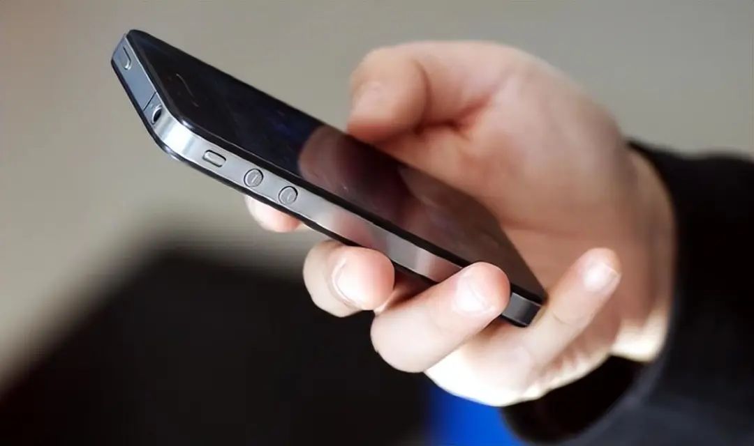 手机出现六种情况可能是被监听了,手机出现这四种情况可能被监听