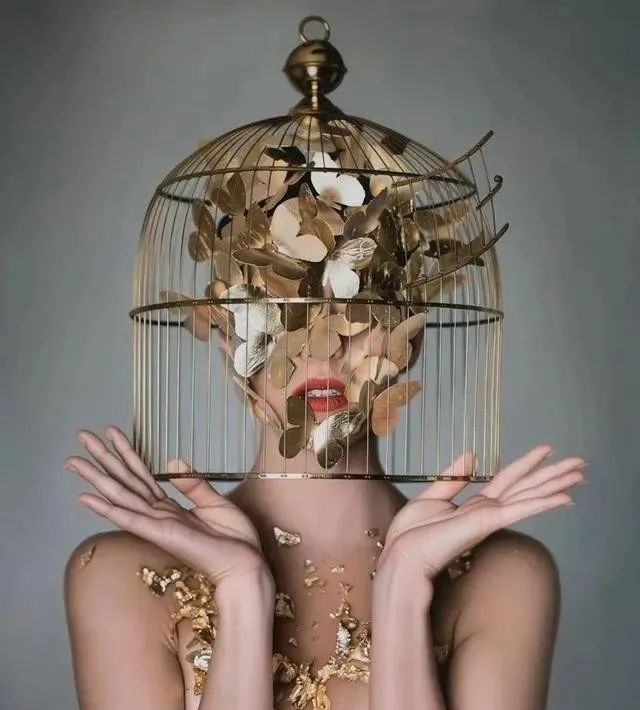 美女画家挑战冷军，画少女人体，放大10倍看细节让网友不淡定