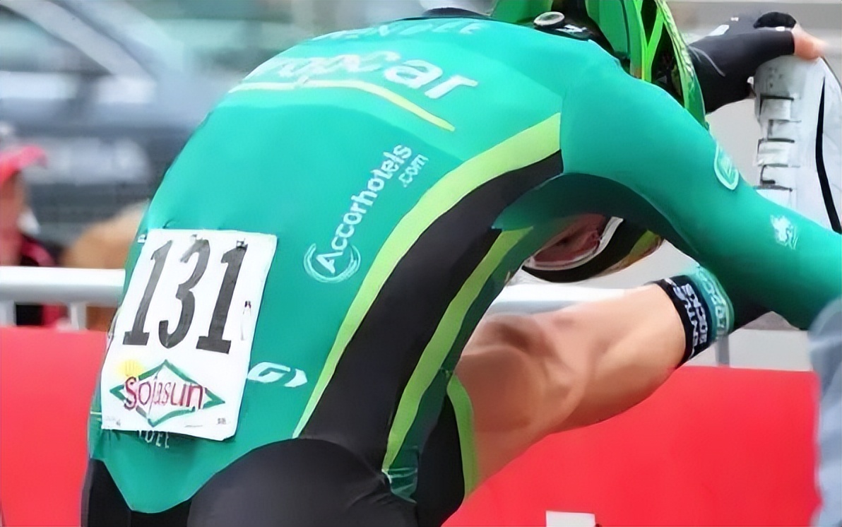 骑车大腿抽筋是什么症状,骑车抽筋怎么拉伸