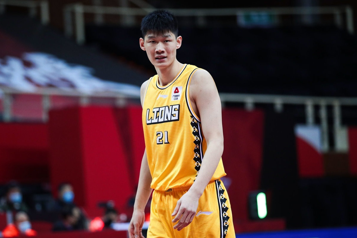 姚明cba各项数据纪录,cba总决赛姚明51分21篮板