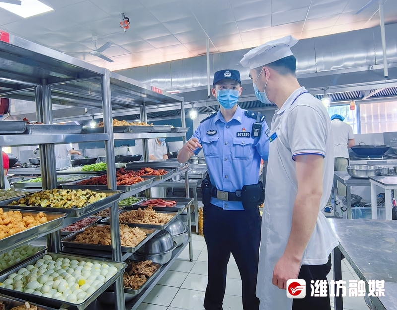 #以梦为马，不负韶华##2023潍坊高考#【“沉浸式”围观潍坊民警如何守护考生的“逐梦之路”】