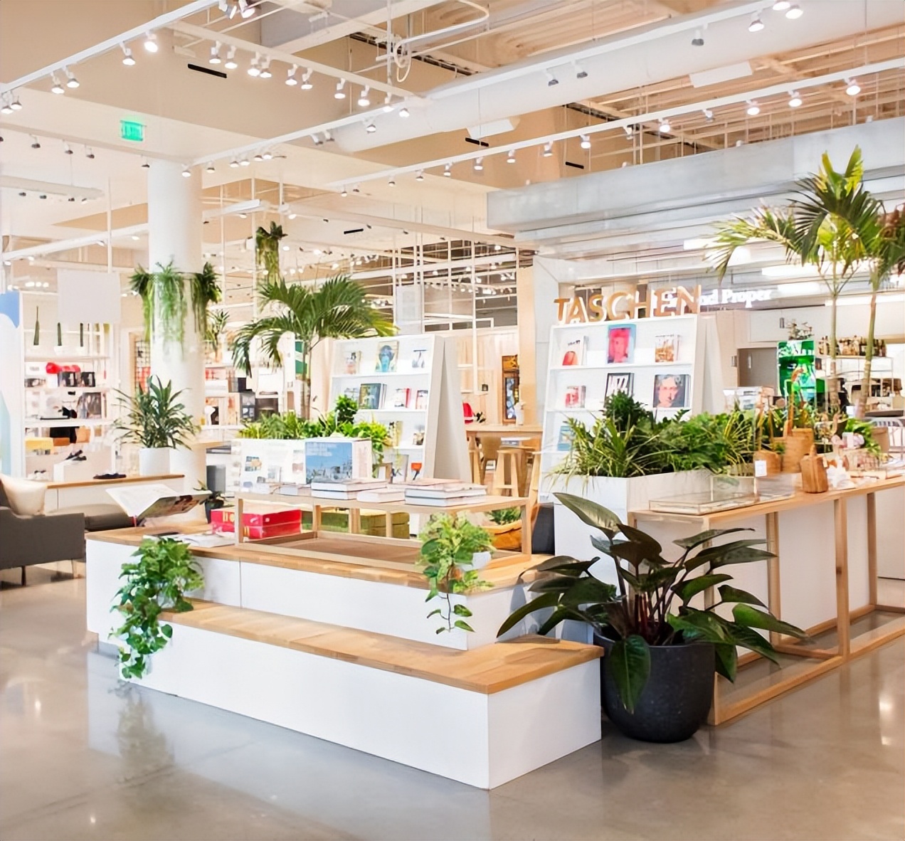 FlyByJing一年在海外卖出千万美金