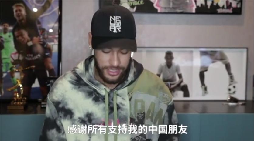 内马尔宠粉,内马尔疼爱儿子