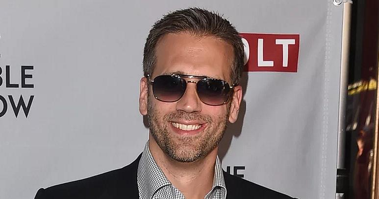 在电视直播上放屁的名人