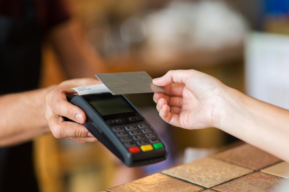 多家银行收紧信用卡,信用卡降额封卡