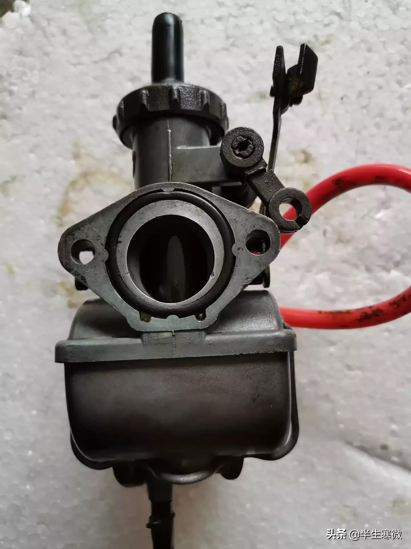 台湾野狼125摩托车是哪一年,台湾豪华野狼125什么价格