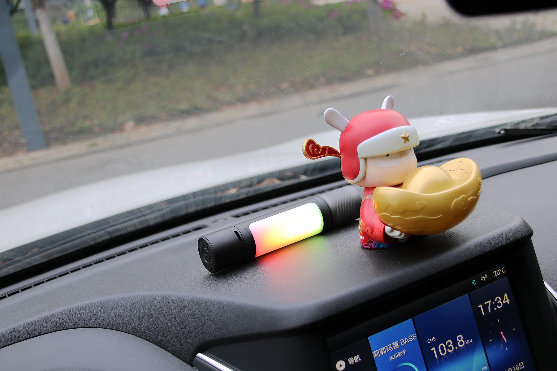 小米智能灯光功能,小米手机照明灯新功能