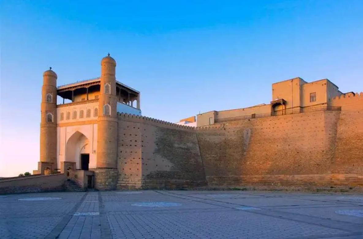 13涓栫邯钂欏彜甯濆浗涓簹璐告槗,16涓栫邯涓滃寳姣涚毊璐告槗