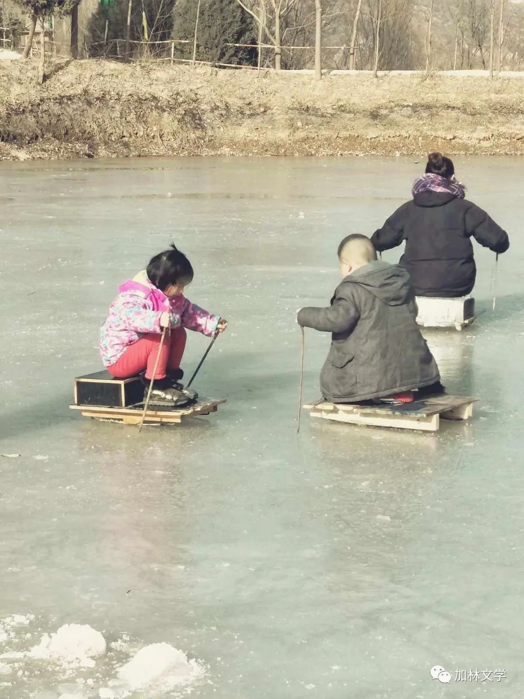 滑冰车小游戏,速滑摩托车游戏