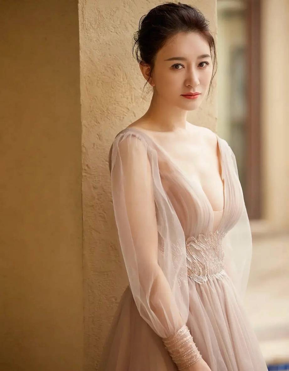 47岁最有气质的女星,身材最好的15位中年女星