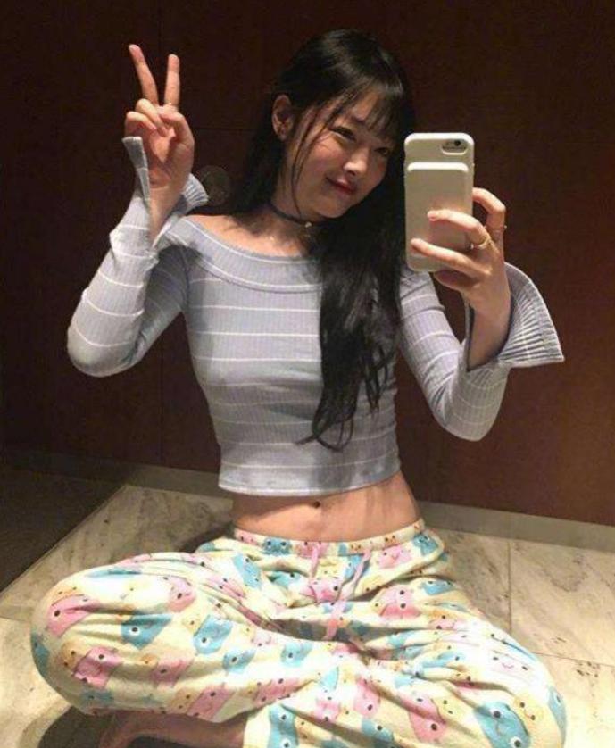 林心如陷入凸点疑云,下面几位女星更夸张,网友直呼扛不住。