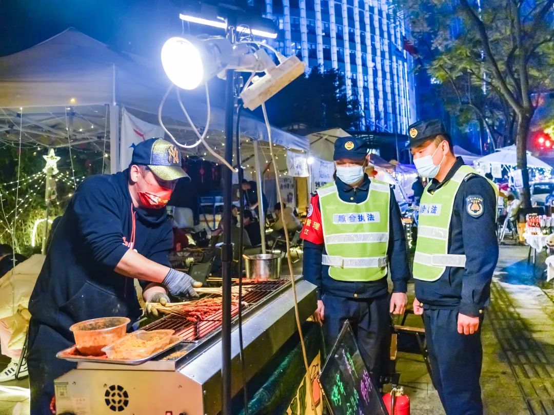 三色路夜市焕新归来,彰显国际范三色路夜市焕新归来