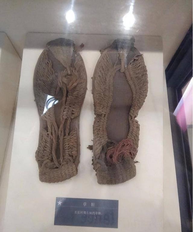 盘点那些尴尬的抗日神剧,盘点那些抗日神剧镜头