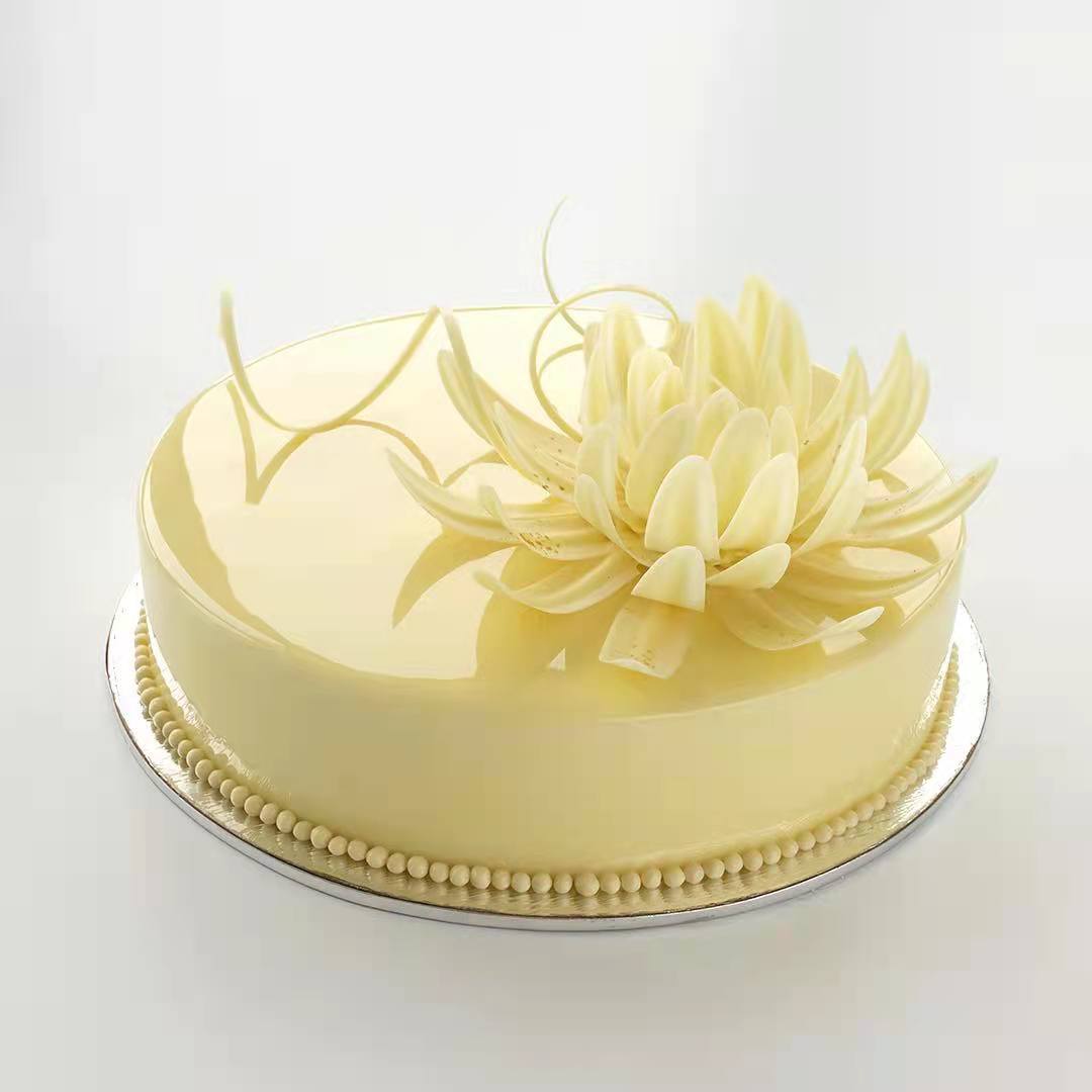 价值2000元的完美镜面蛋糕有多美？顶级镜面蛋糕设计欣赏