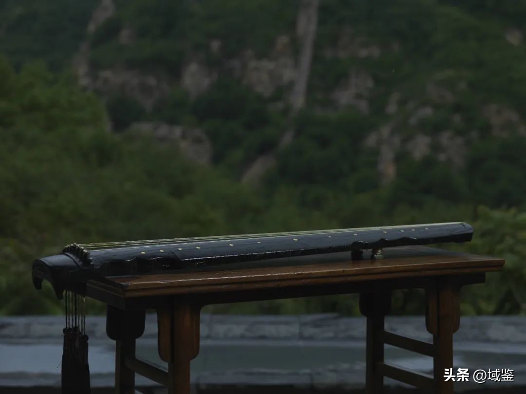 4197.5万元成交！明代第一琴“飞瀑连珠”，旷世孤绝...