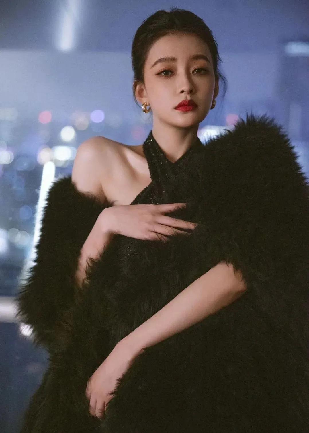 孙怡穿休闲装图片,孙怡男人装霸气写真