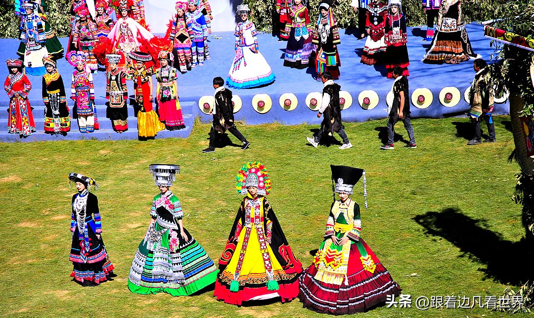 千年彝装，一赛千年“世界最古老的乡村T台”