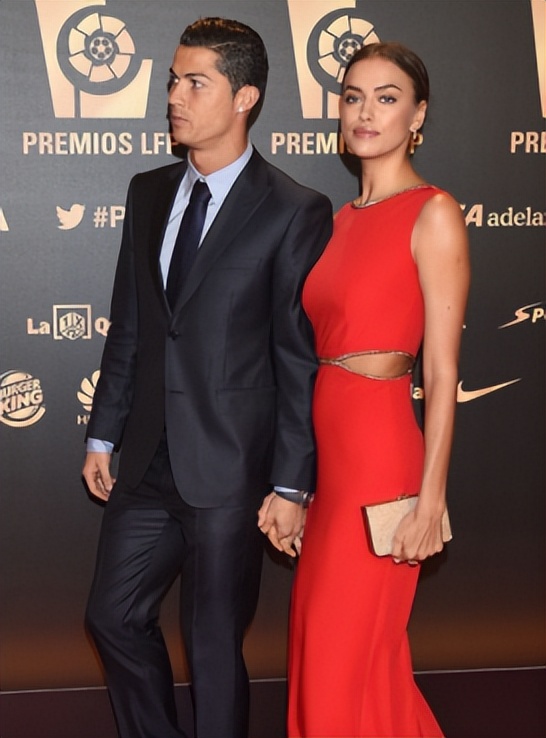 c罗与名模伊莲娜金童玉女的爱情,c罗前任伊莲娜看世界杯