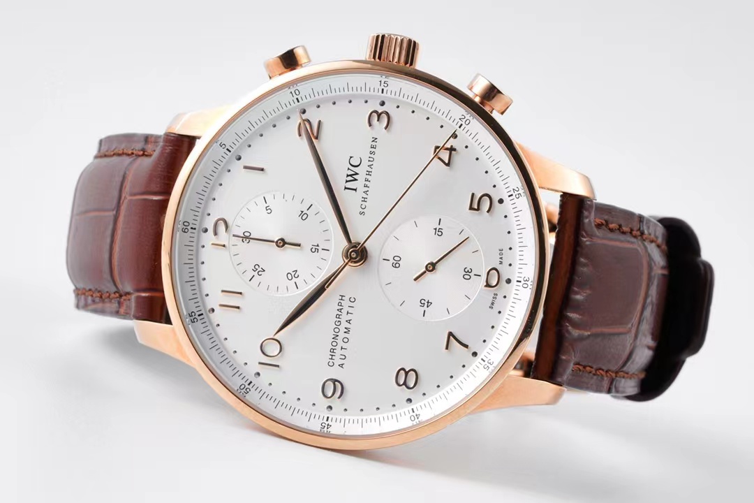 万国表葡萄牙系列iw390502腕表,我们来聊聊万国葡萄牙自动腕表