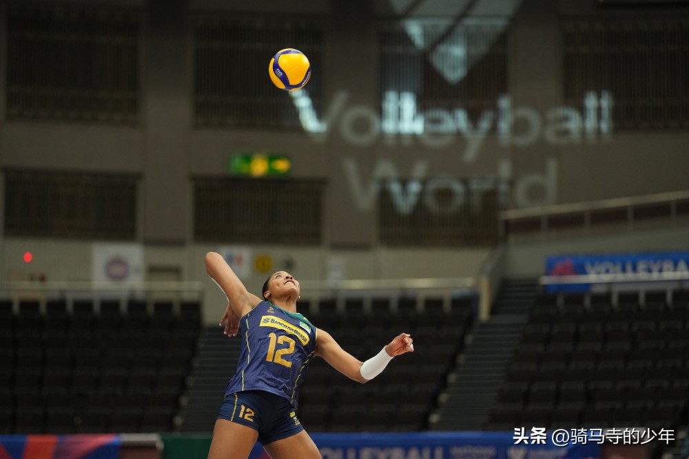 蔡斌的战术失误引发球迷质疑,蔡斌技战术遭质疑