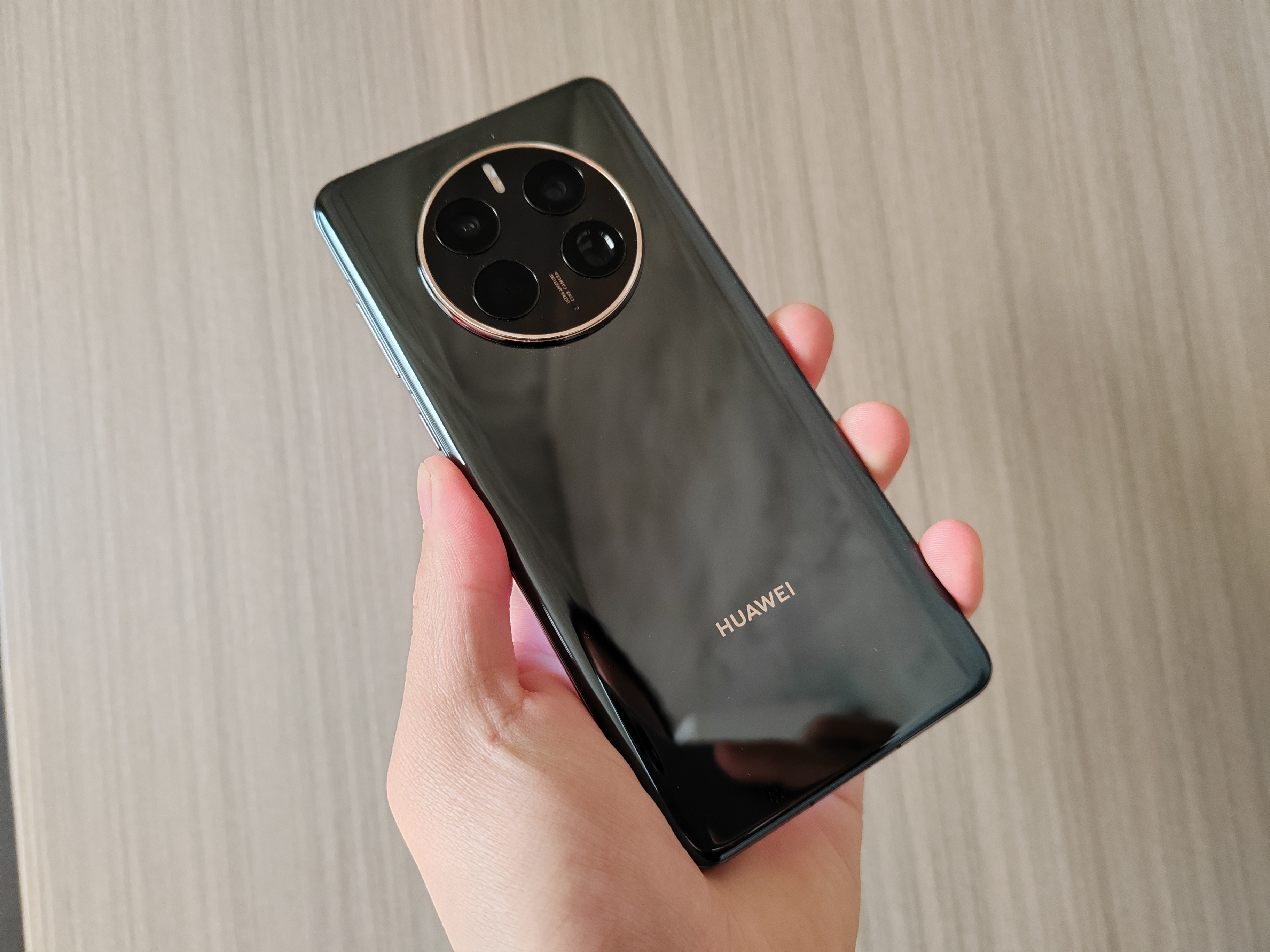 华为mate50pro为什么不用徕卡,华为mate50pro不用徕卡了吗