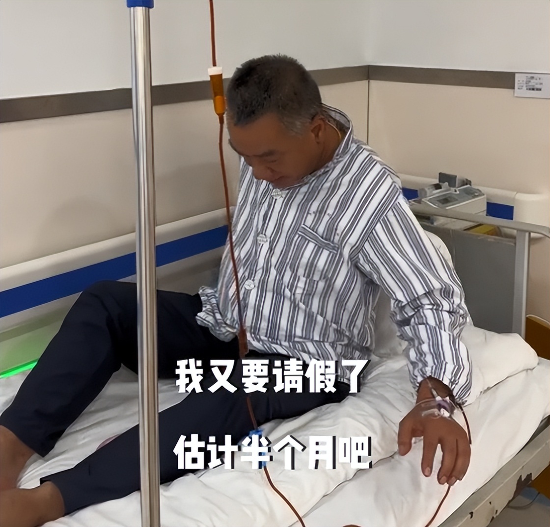 乔任梁去世7年，爸爸糖尿病中毒躺医院，承认博眼球护遗产太辛酸
