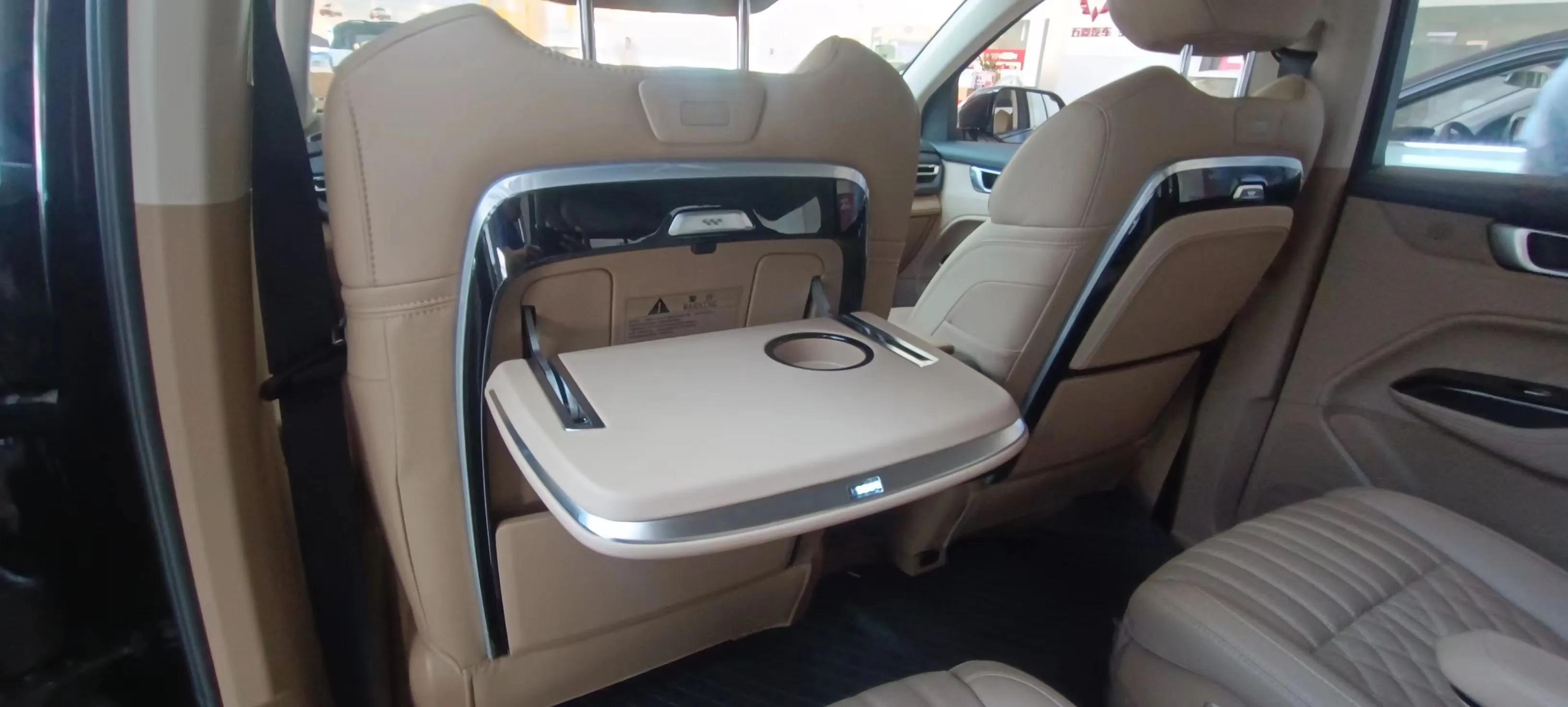 奶爸玩车记,奶爸看车