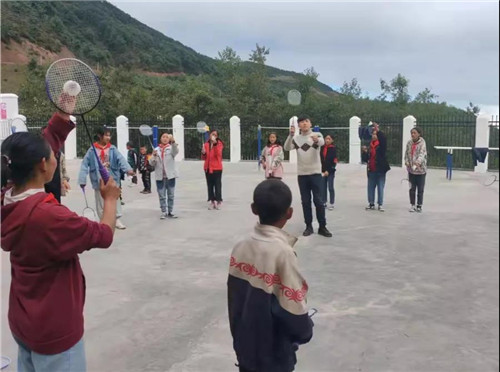 为中国足球梦想助力,为农村孩子筑梦爱心公益活动