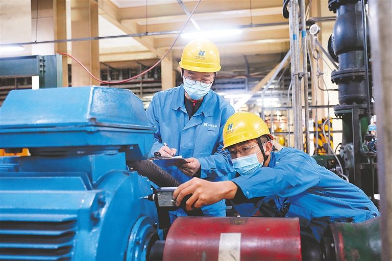 开栓在即保障市民温暖过冬 (确保供热达标确保群众温暖过冬)