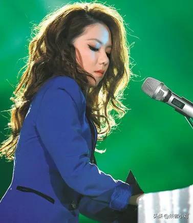 邓紫棋为什么能成为顶级歌手,邓紫棋出道多年喜获三大音乐奖项