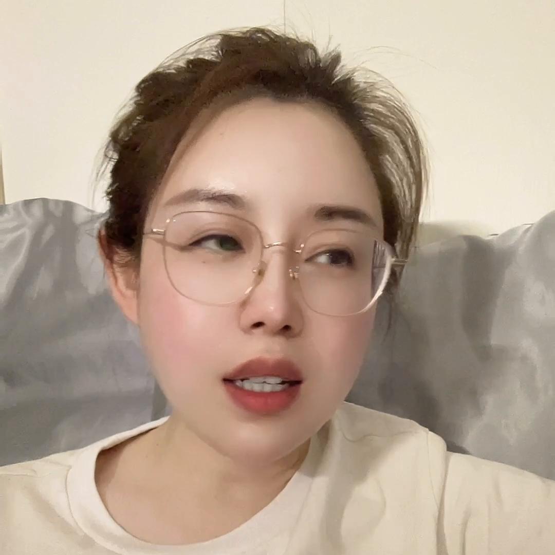 人民日报广告语请多努力为了自己,人民日报励志文案短句广告