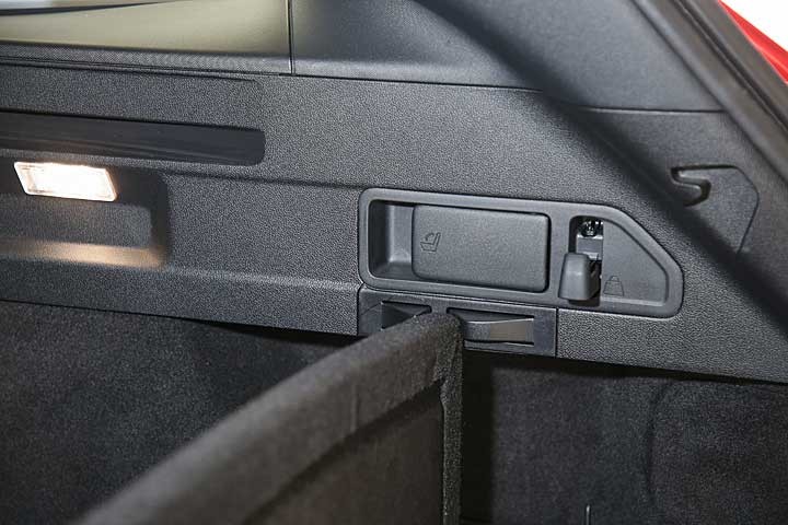 福克斯stline有什么缺点,试驾福克斯stline的油耗