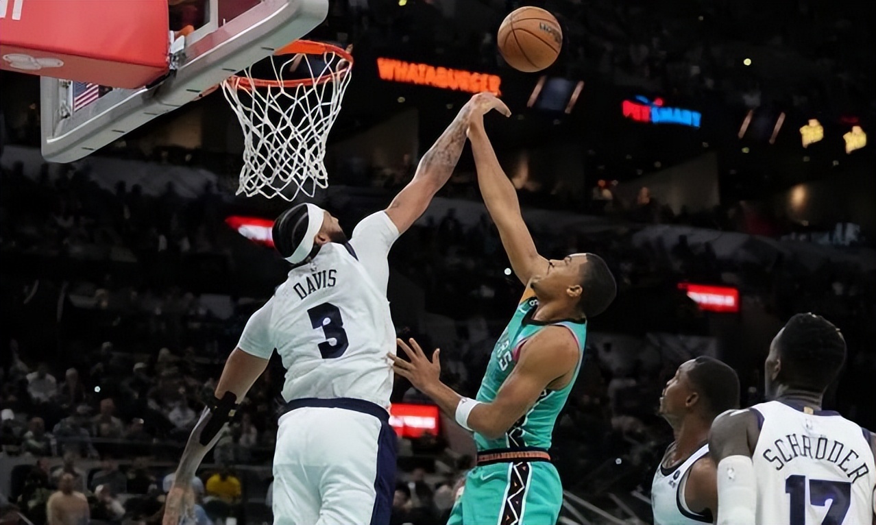 浓眉轮休付出代价,浓眉带伤出战凯尔特人