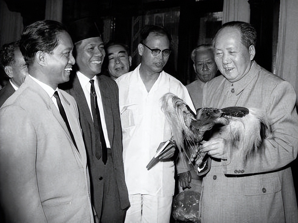 1969年国家面临苏联核威胁，毛主席下令：领导人撤出首都