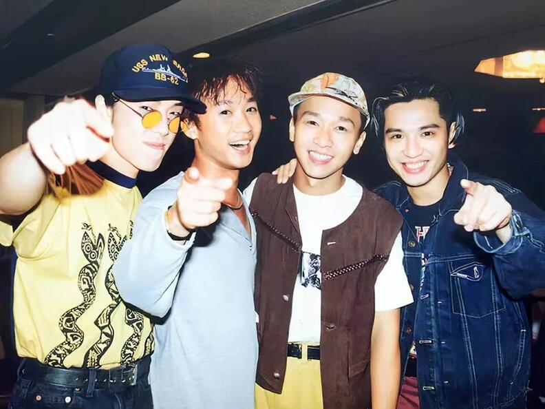 黄家驹是华语乐坛的神话,黄家驹算是华语乐坛的鼻祖