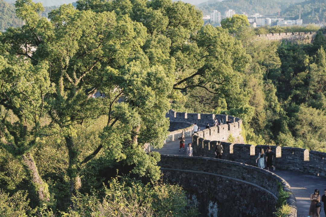 火热的周边游喂饱了本地生活,划算的周边游